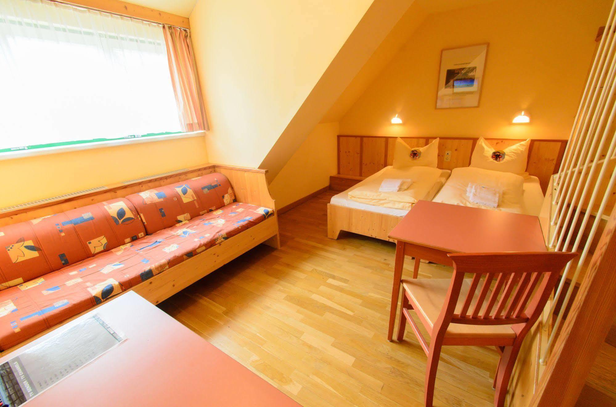 Jufa Hotel Grundlsee Buitenkant foto